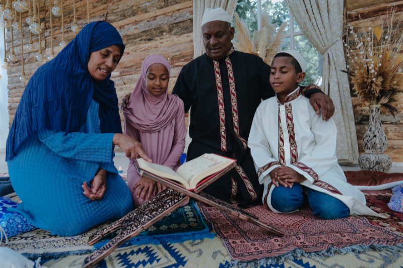 Contes pour Grandir Moralement : Utiliser les Récits de la Tradition Islamique pour Éduquer et Inspirer les Enfants